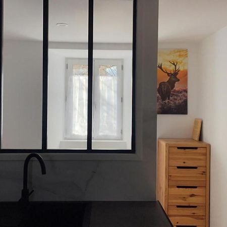 Appartement Avec Chambre Ouverte Bourg-Madame Esterno foto